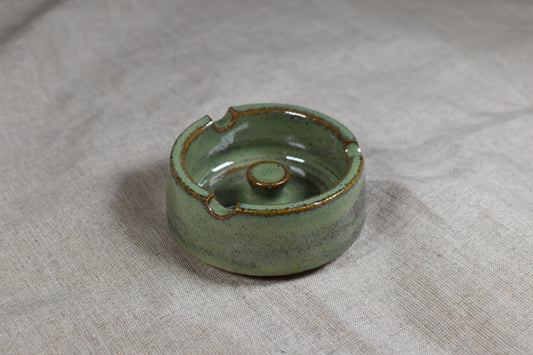 ashtray // emerald